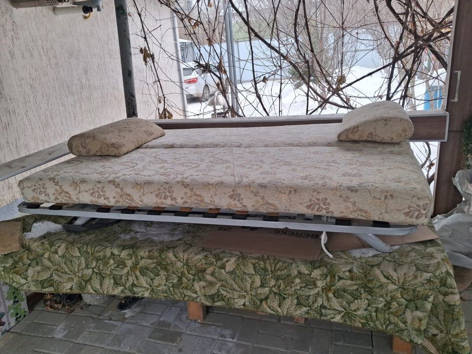 Продам тахта диван