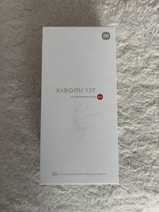 Xaomi 13 T / 256GB / 8+4 GB ram/ 144 Hz / alpine blue/ cutie completă.