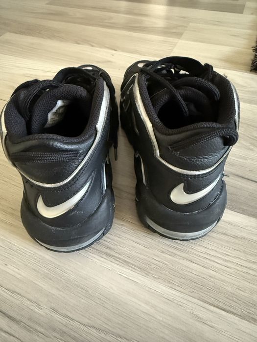 adidasi nike uptempo unisex