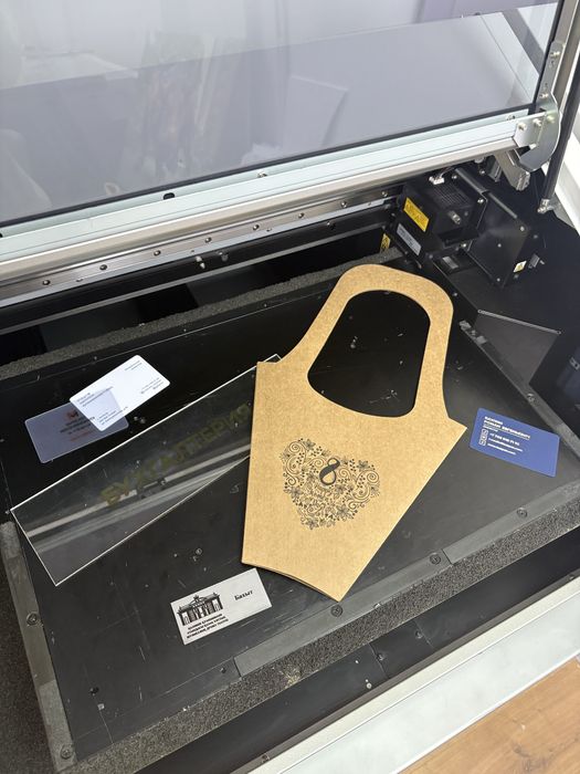 Продам УФ-Принтер Roland VersaUV LEF2-200