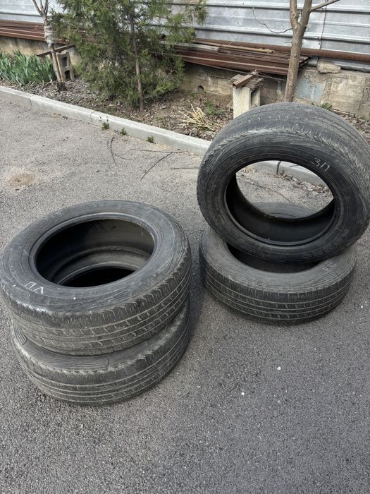 Шины всесезонные , б/у 225/65 R17