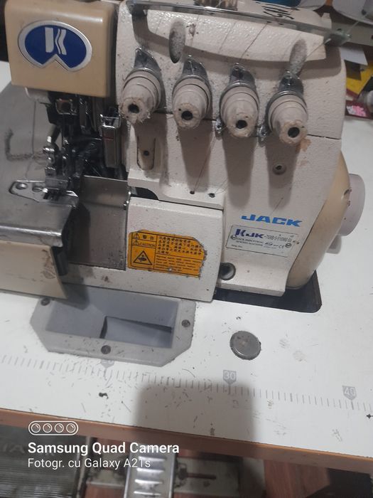 Vand masina cu 5 ate industriala