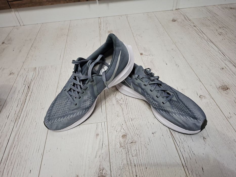 Nike Air Zoom winflo 6-Ориг. Маратонки