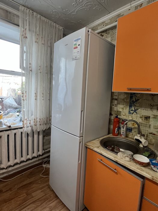 Холодильник бирюса