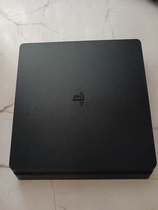 Sonu PlayStation Slim-Теробайт