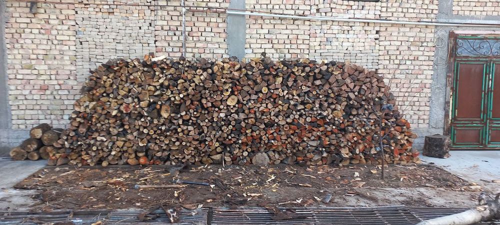 Oʻtin sotiladi 14 kub atrofida