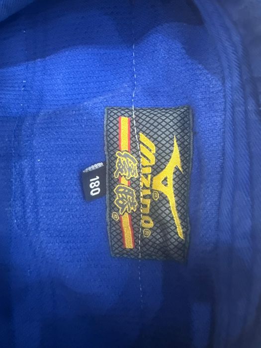 Продаю кимоно профессиональный