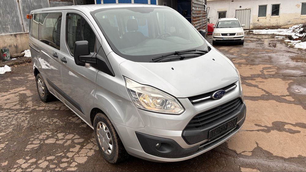 Vand Ford transit euro 6 custom avariat,lovit recent adus