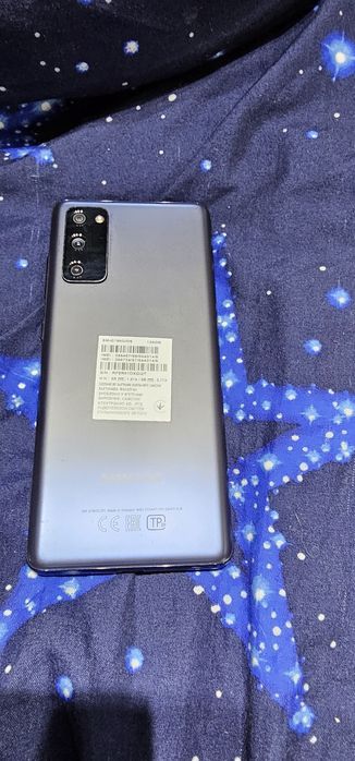 Продам Самсунг с 20 фе