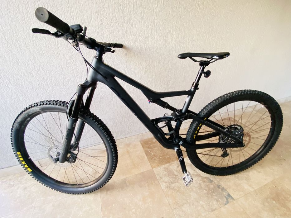 Bicicleta cu suspensie