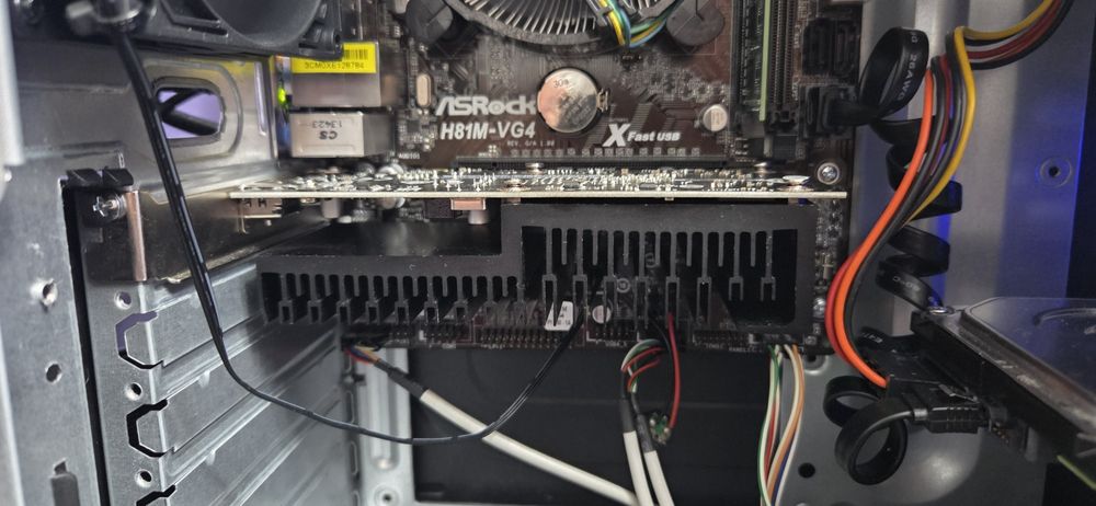 i5 / GT 1030 / 4GB Ram/ 500GB хард Компютър