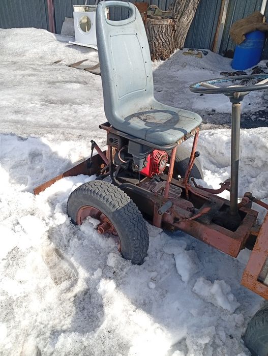 Мини трактор полурамник