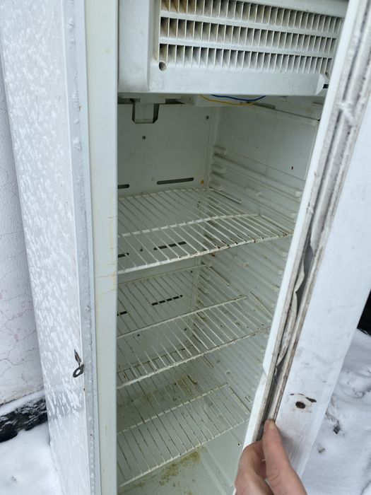Продам холодильник