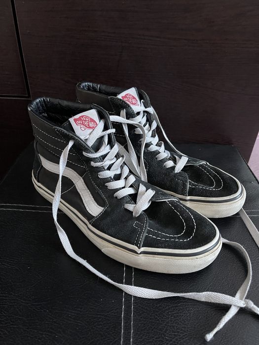 Adidași Vans Sk8-Hi, Marime 38 • Negri • Stare foarte bună