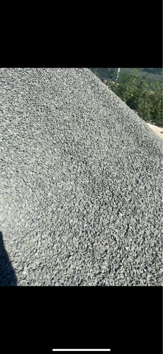 Mranita,Piatra concasata pentru parcari ,sort,nisip,inchiriez bobcat