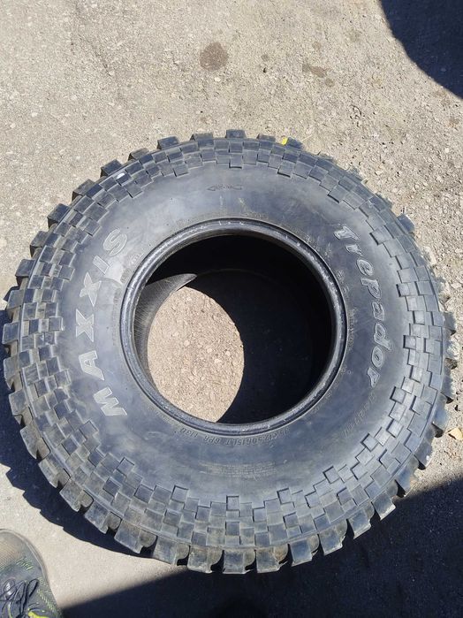 Гуми за офроуд MAXXIS TREPADOR 35x12.5 R15