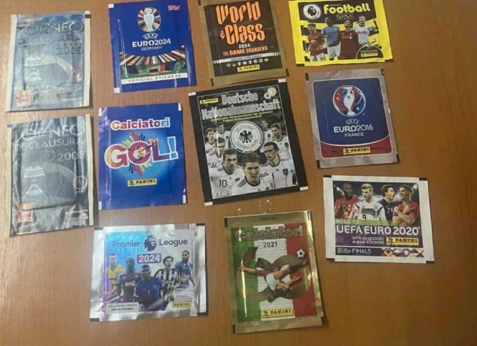 Colectie 64 plicuri diferite sigilate Panini,Topps,etc