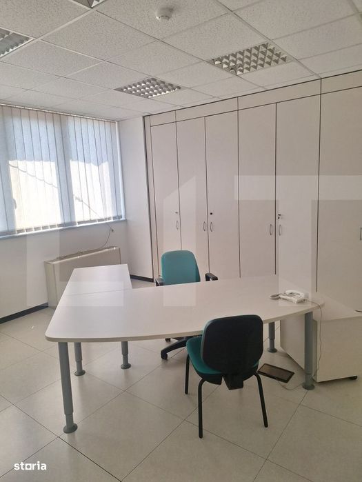 Cladire de birouri / spatii comerciale,