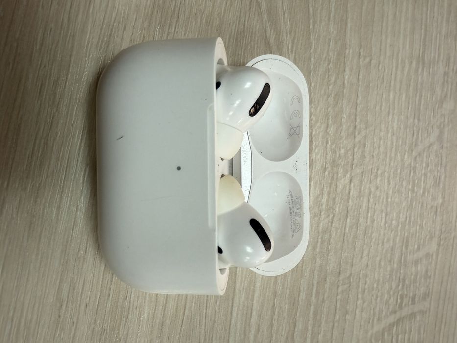 AirPods Pro 1 Оригинал нерабочие