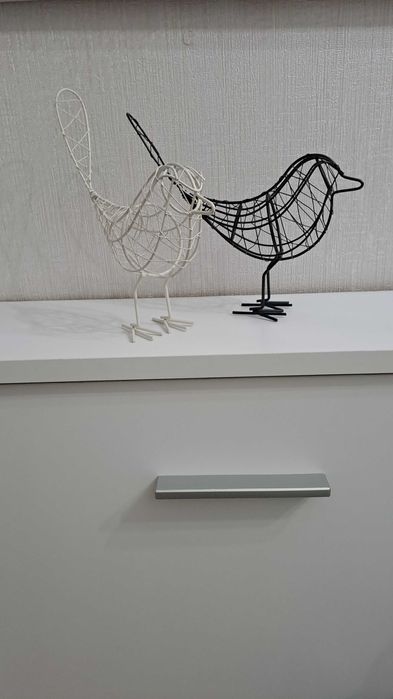 продам статуэтки. птички