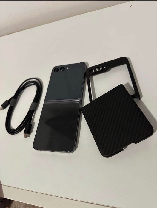 Samsung Z flip 256 gb