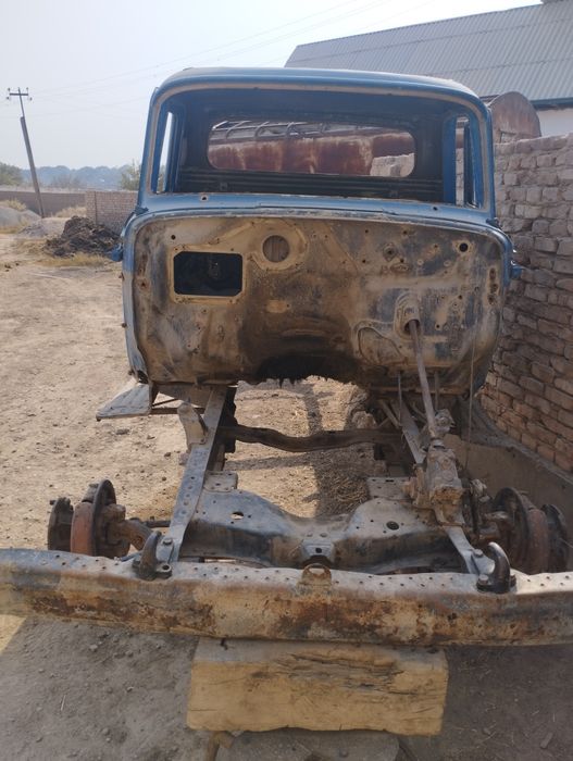 Gaz 53 rama kabina kampilekt sotiladi