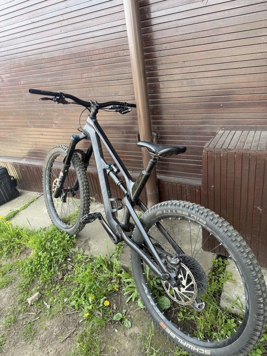 Bicicleta Canyon Spectral full suspension  2023 , aporape nou, cu imbunatatiri