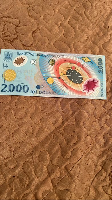 Banconota 2000 lei eclipsa