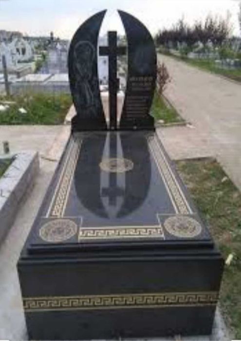 Monumente funerare din marmura granit mozaic