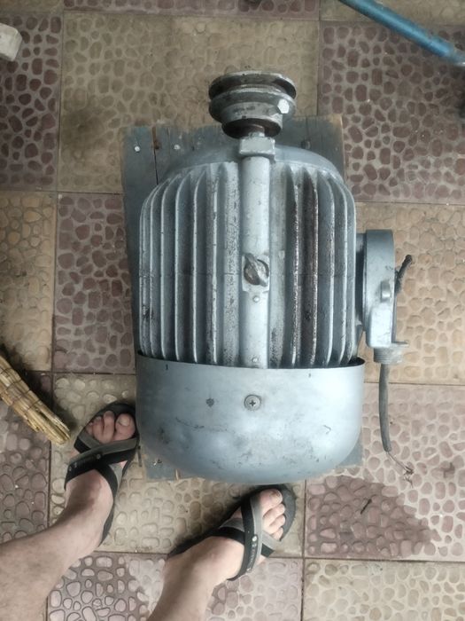 Моторы трехфазные