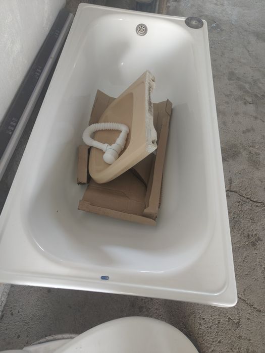 Унитаз,ванна,умывальник