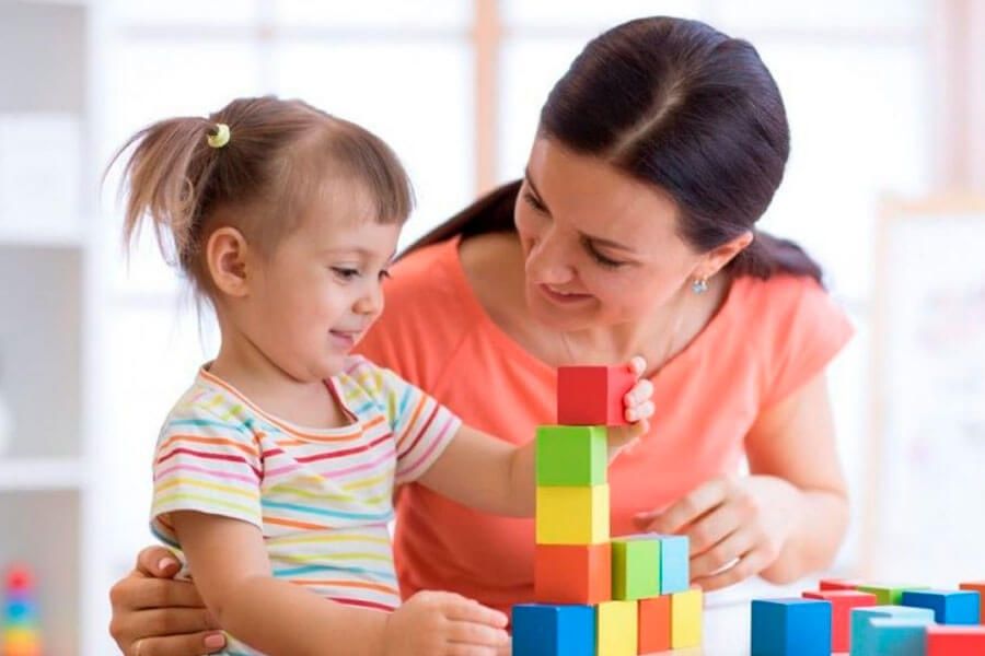 Заботливая русскоязычная няня