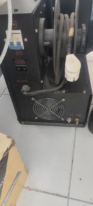 Сварочный полуавтомат Lidermax сварочный аппарат