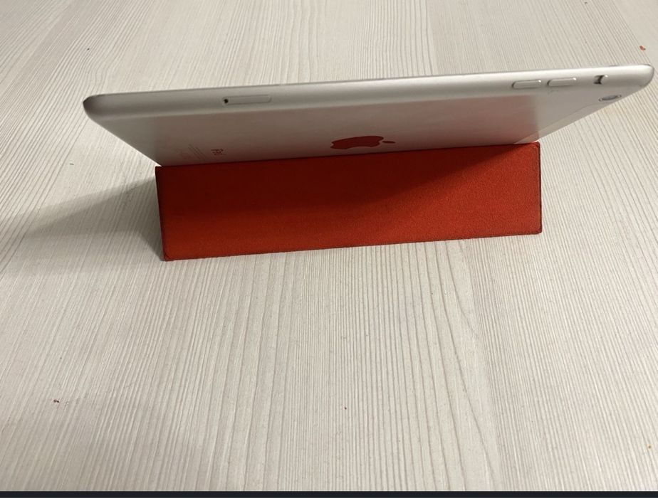 Айпад мини срочно