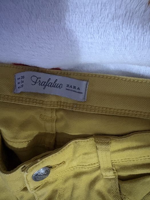 Blugi pentru femei