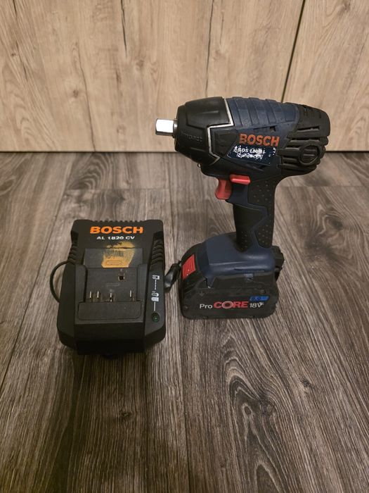 Impact Bosch GDS 18V LI + baterie 8Ah + incarcator