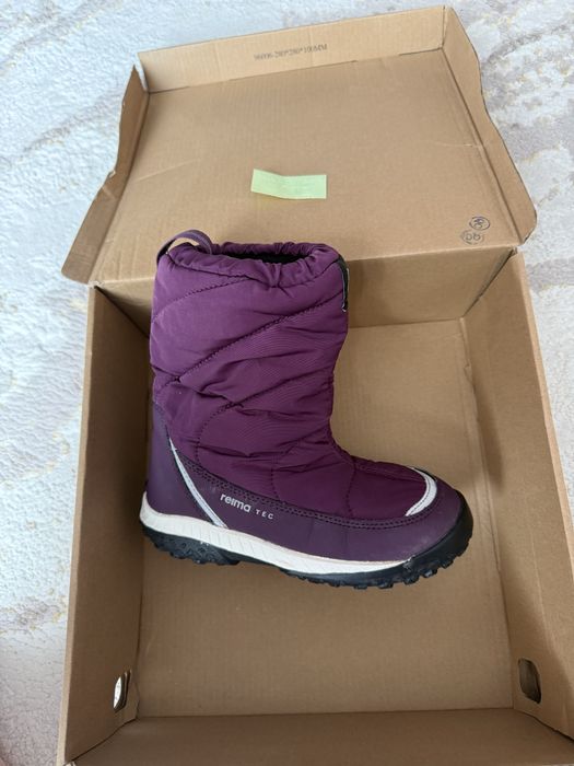 Продам зимние сапоги на девочку