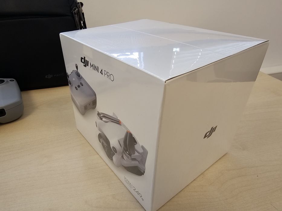 DJI Mini 4 Pro Fly More Combo НОВ