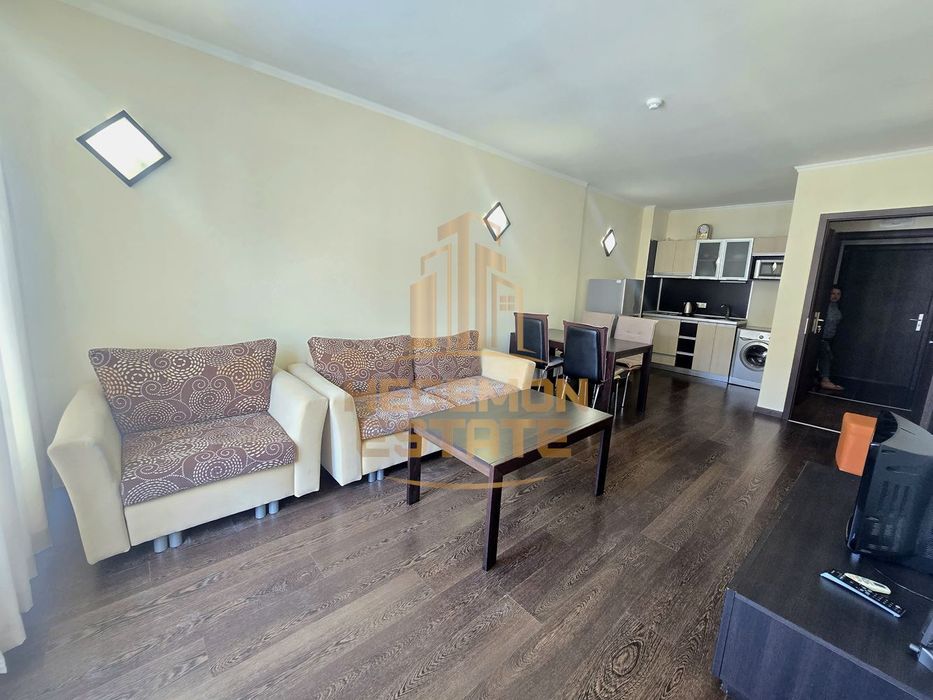 Продава се Двустаен апартамент в к.к. Златни пясъци - 67 кв.м за 1568 €/кв.м - Снимка #1