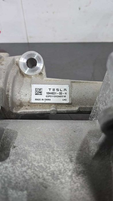 Caseta de directie electrica NOUA Tesla Model Y (5YJY) Model Y (5YJY)