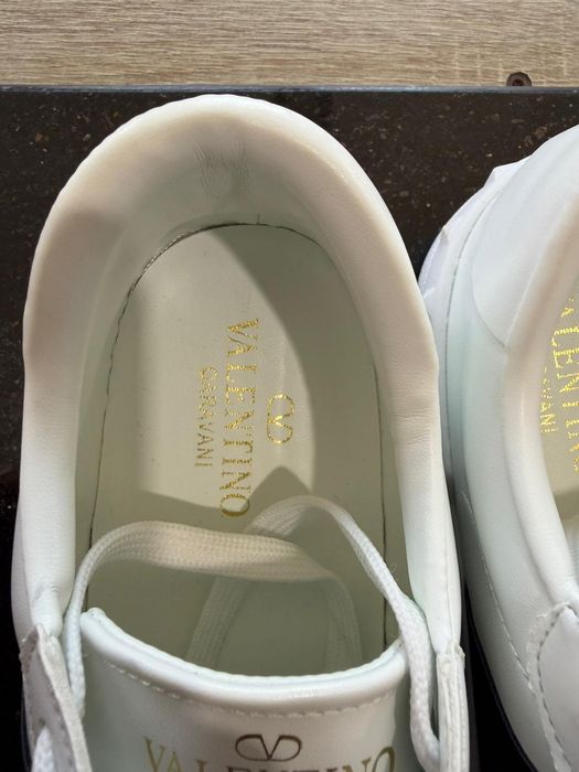 Papuci/Shoes Valentino Garvani