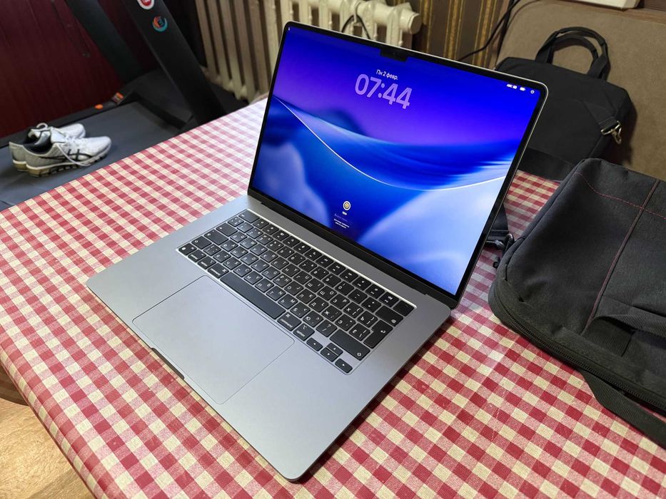 Macbook Air 15. Процессор М3. 8/256 гб. Новый, на гарантии