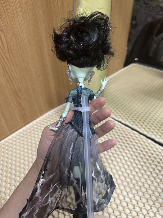 Продам куклу монстр хай!