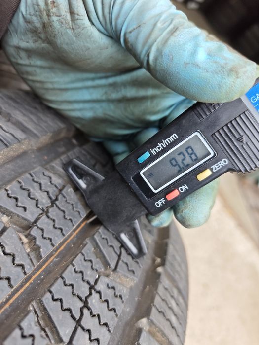 215/60/16C Nexen