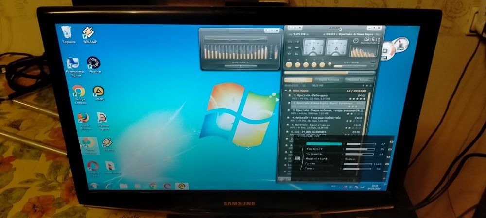 Монитор Samsung (22 дюйма)
