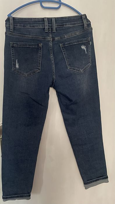 Тъмнодини меки и еластични дънки,размер-Л