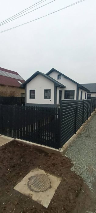 Casa De Vanzare In Valu Lui Traian