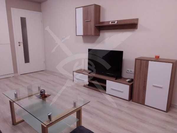 Дава се под наем Двустаен апартамент в Пловдив, Каменица 1 - 65 кв.м за 498.27 € - Снимка #1