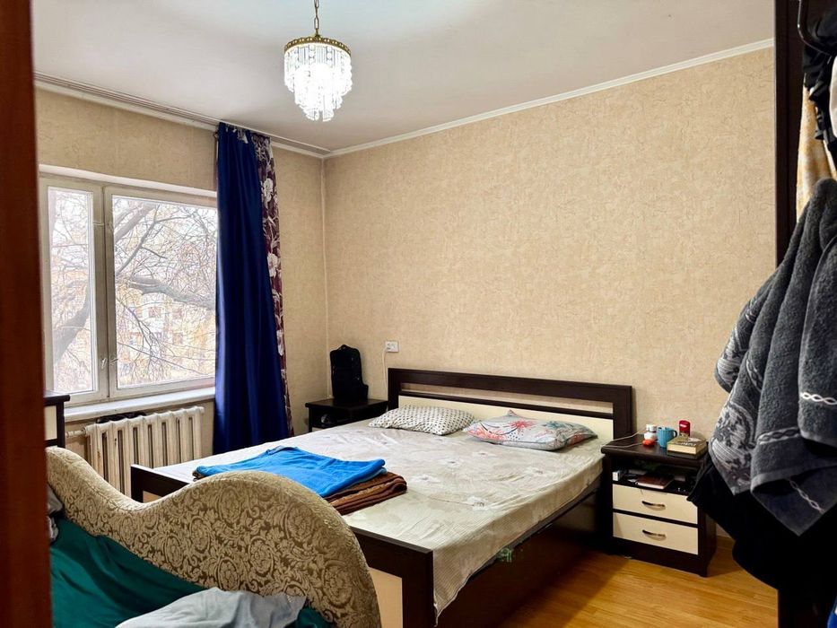 Продам 3/3/4 Новомосковская Старт стадион 77 серия