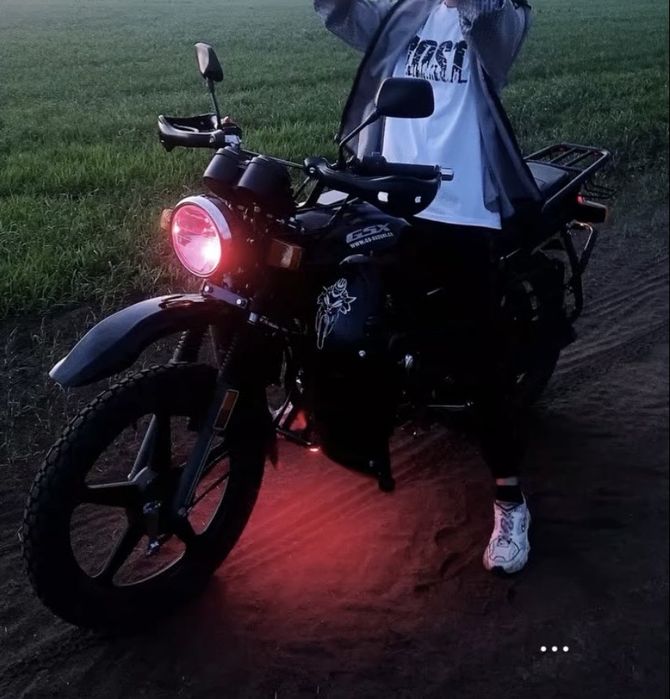 срочно продам мотоцикл